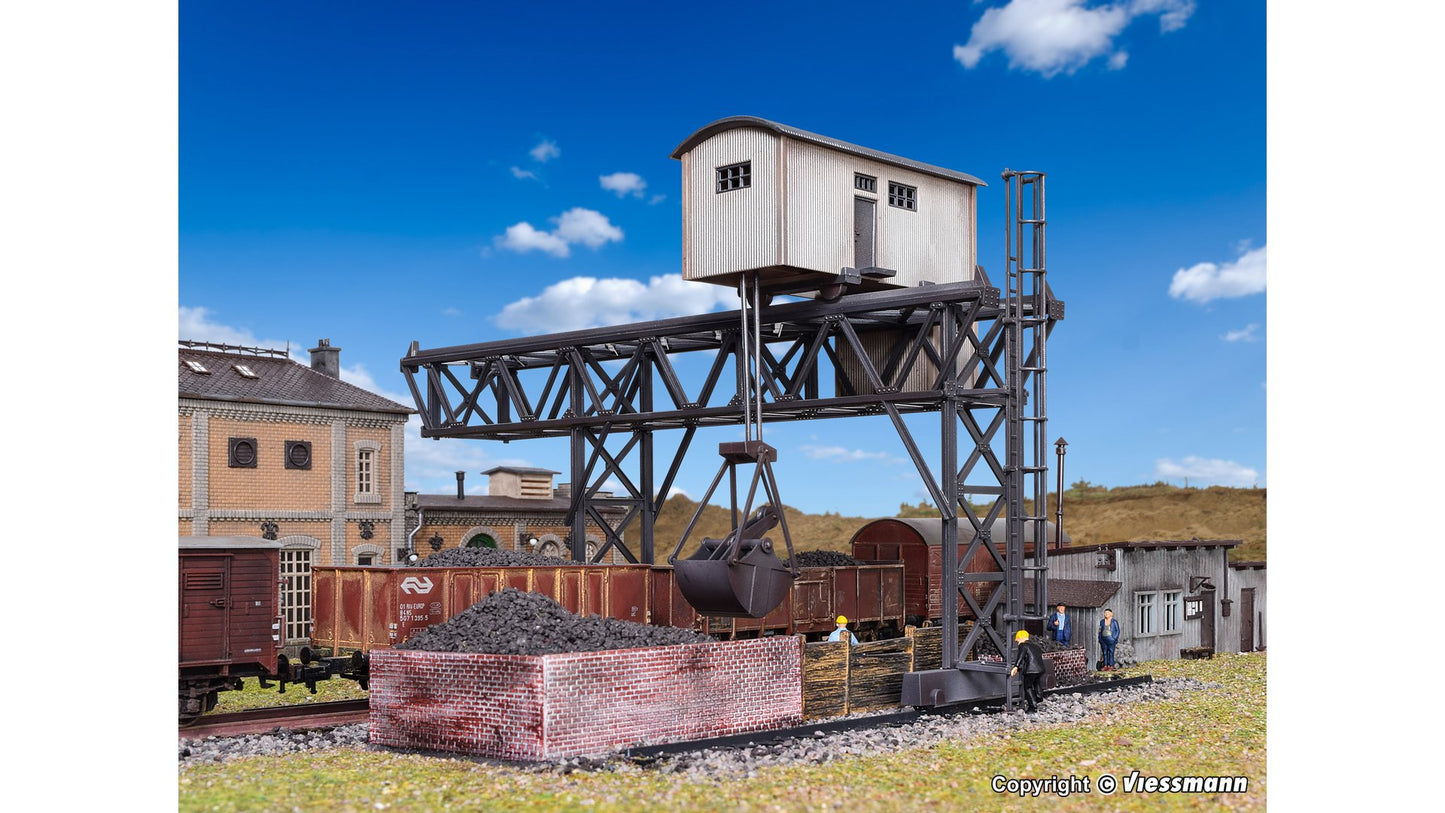Vollmer 45714 Coal Loader wCrane