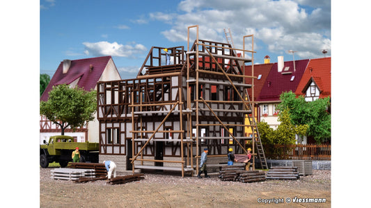 Vollmer 46889 H0 Half Timbered Building Shell